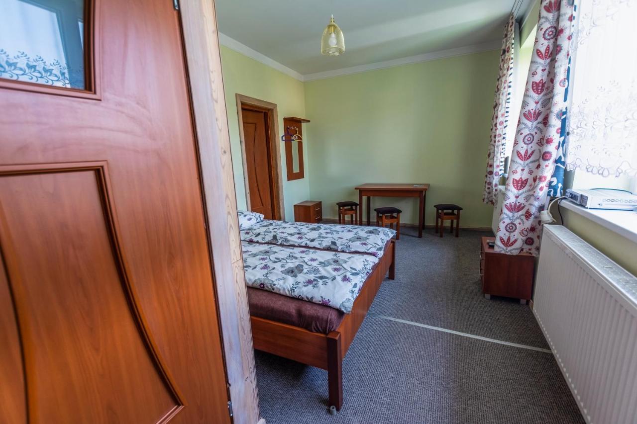 Regina House Hotel Kaunas Ngoại thất bức ảnh