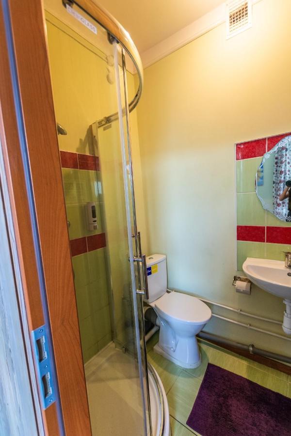Regina House Hotel Kaunas Ngoại thất bức ảnh