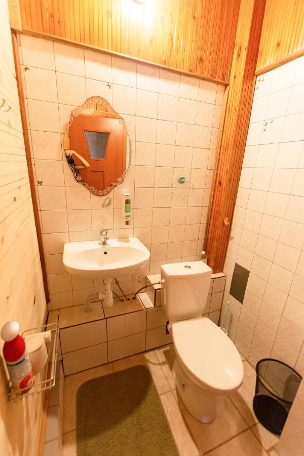Regina House Hotel Kaunas Ngoại thất bức ảnh