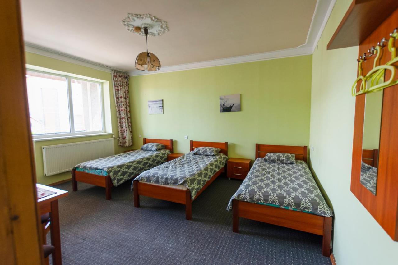 Regina House Hotel Kaunas Ngoại thất bức ảnh