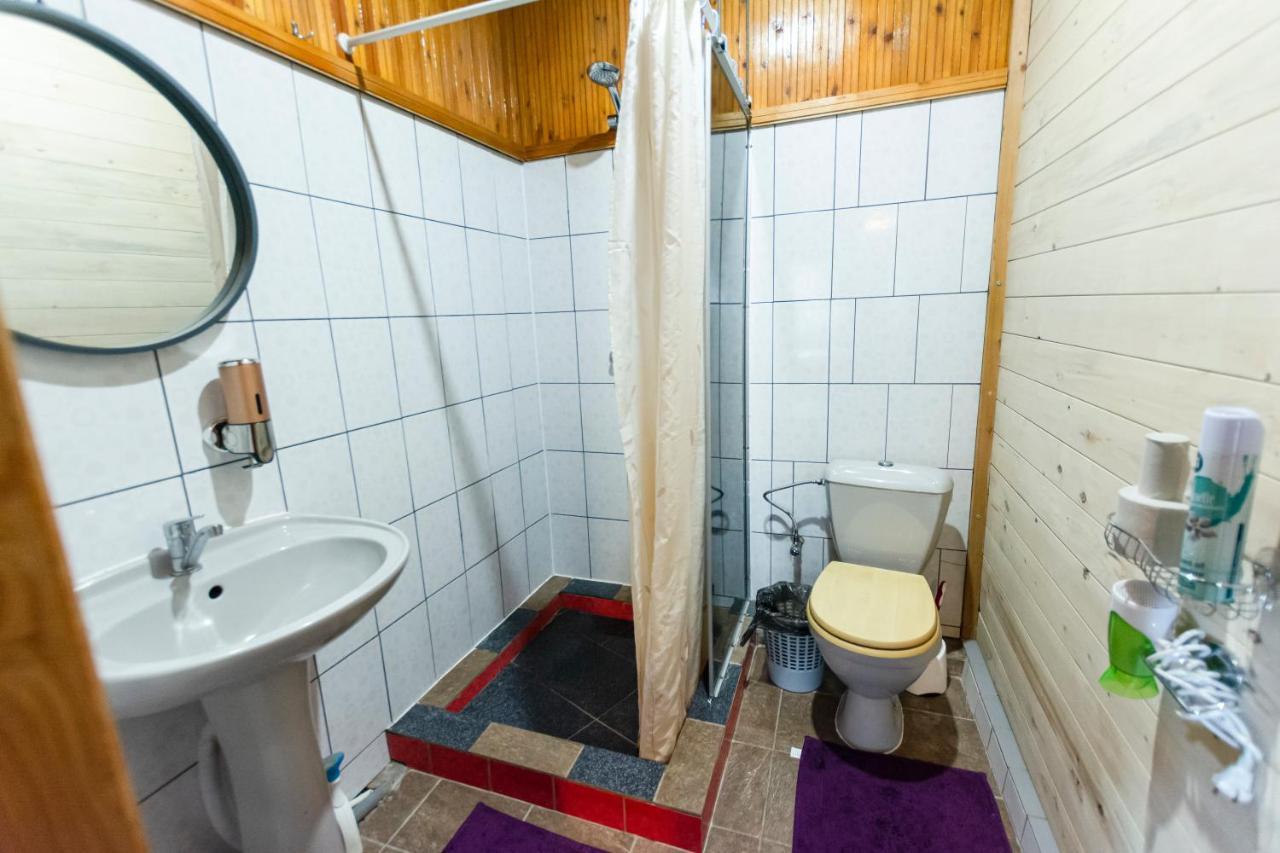 Regina House Hotel Kaunas Ngoại thất bức ảnh