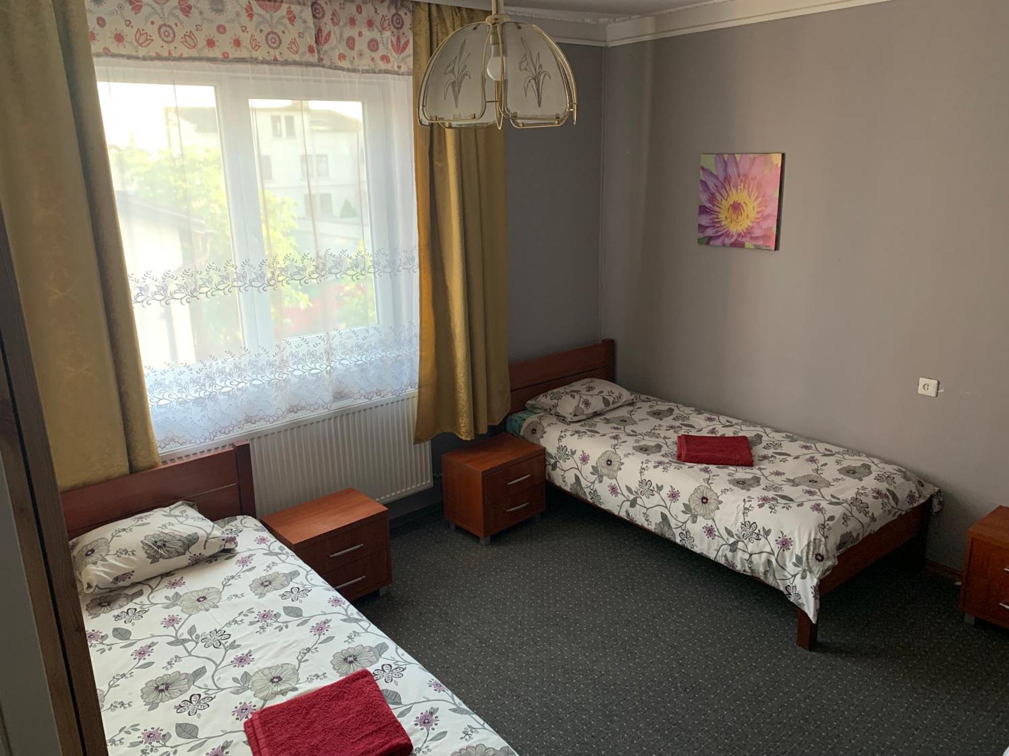 Regina House Hotel Kaunas Ngoại thất bức ảnh