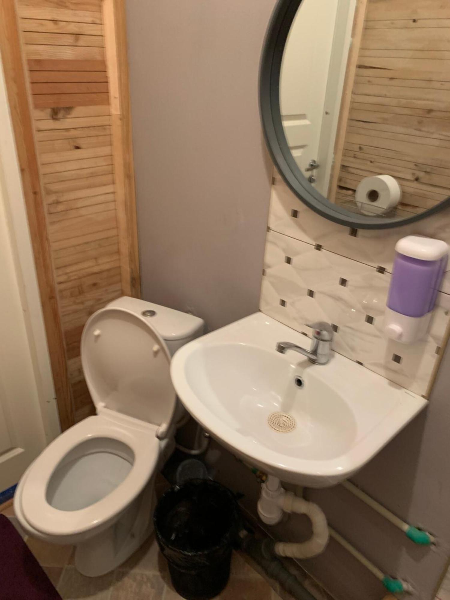 Regina House Hotel Kaunas Ngoại thất bức ảnh
