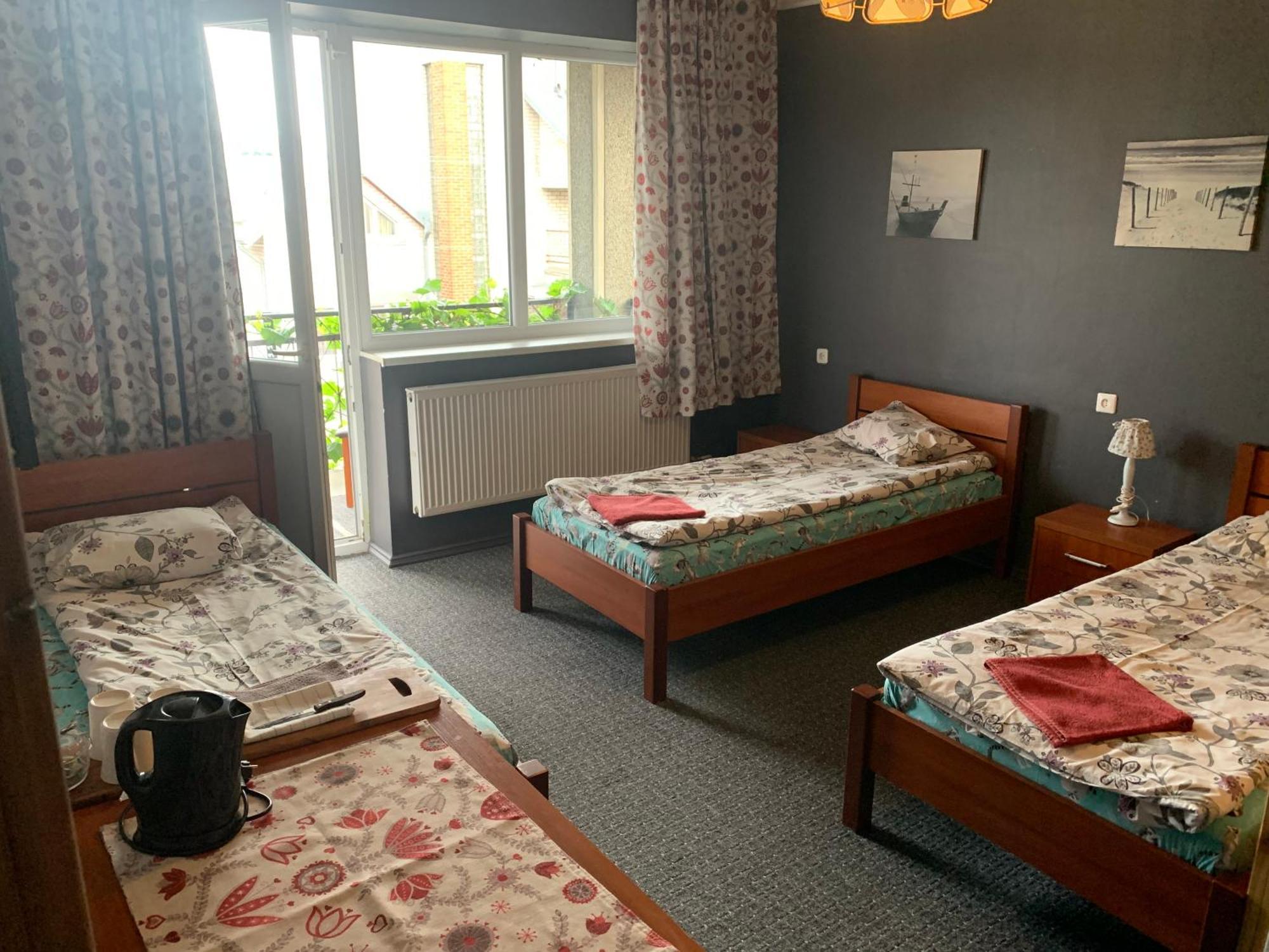 Regina House Hotel Kaunas Ngoại thất bức ảnh